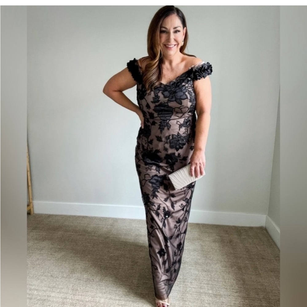 Adrianna Papell Off Shoulder Black Floral Nude Mesh Illusion Gown NWT SZ 2 GALA - Picture 3 of 13